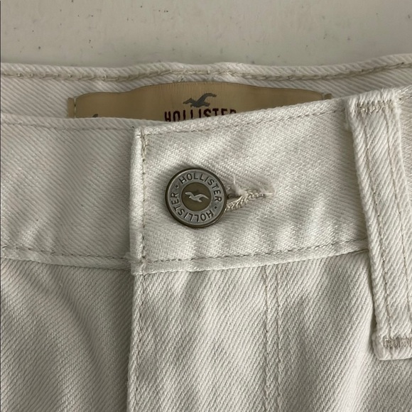 Hollister Short Shorts White Denim Size 1 W25 High Rise 2β Inseam Beach Cut Offs - Picture 5 of 8